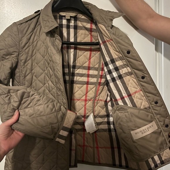 Women’s Burberry Quilted Coat -XS - Picture 1 of 7